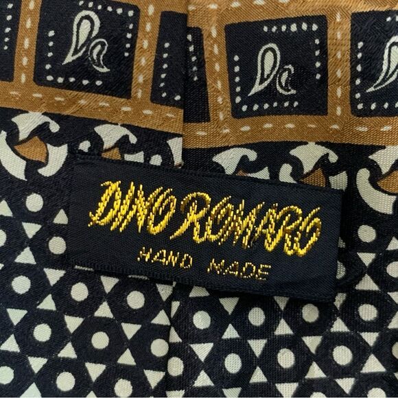 Dino Romaro Geometric Patterned Vintage Handmade Tie - Black and Gold - Picture 7 of 10